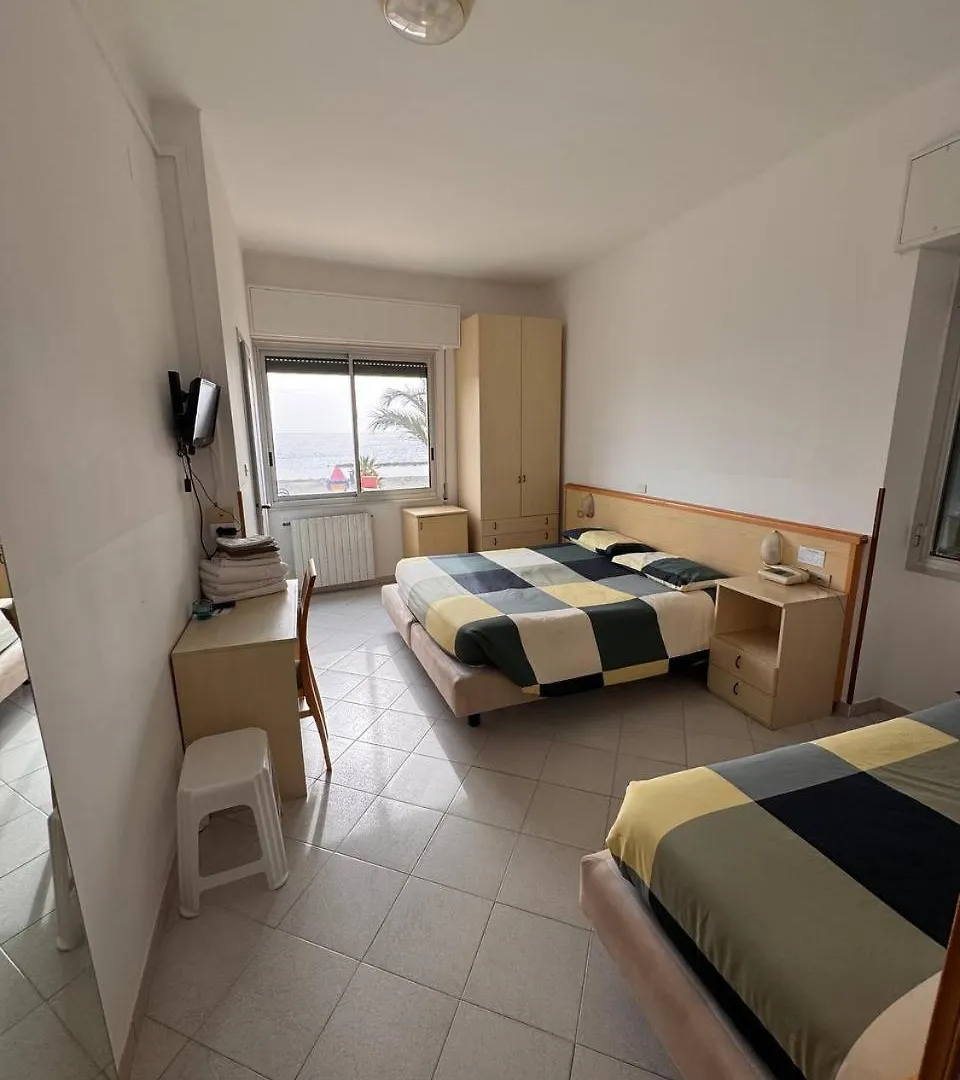 Hotel Ideal