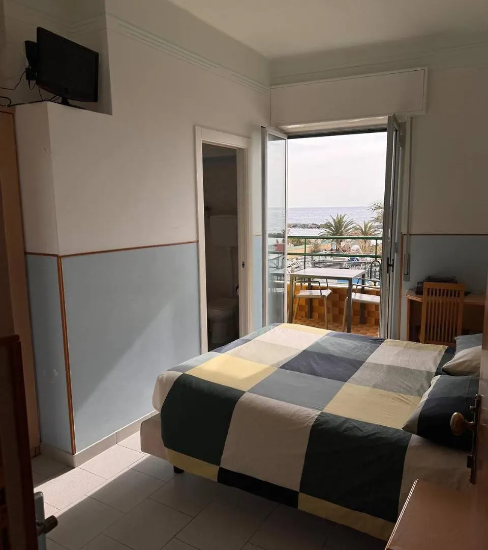 Hotel Ideal  Arma di Taggia