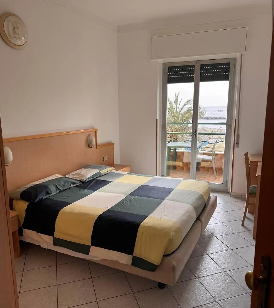 Hotel Ideal