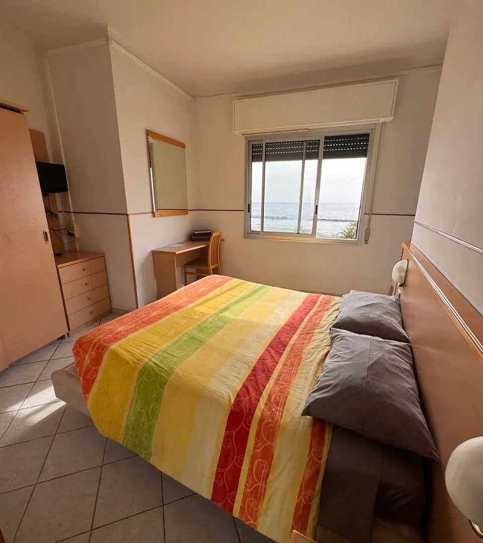 ***  Hotel Ideal Arma di Taggia Italia